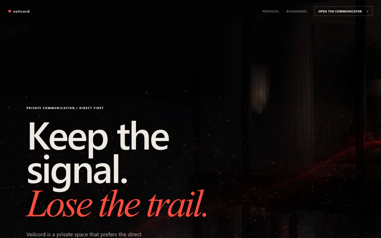 Strona główna Veilcord: hasło „Keep the signal. Lose the trail.” na ciemnym tle
